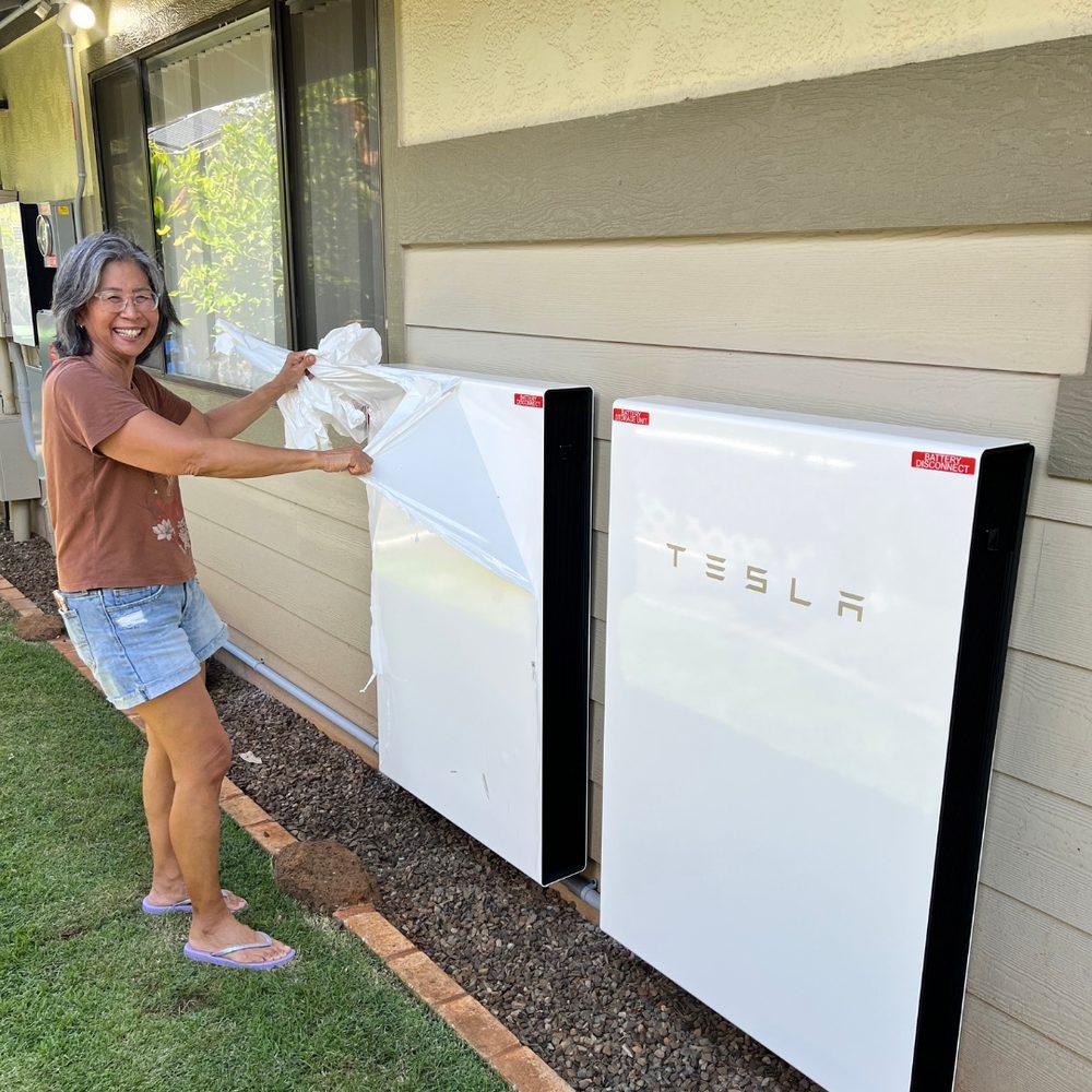 Another happy homeowner unveiling their battery system!