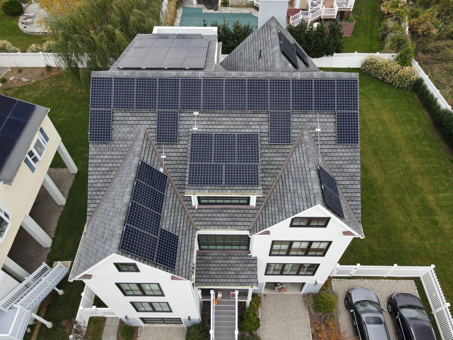 System Size 17.550 kW - Inverter:Solar Edge SE10000H-US - Racking: Unirac Flash Loc COMP - Module: (43) Q Cells 390 W