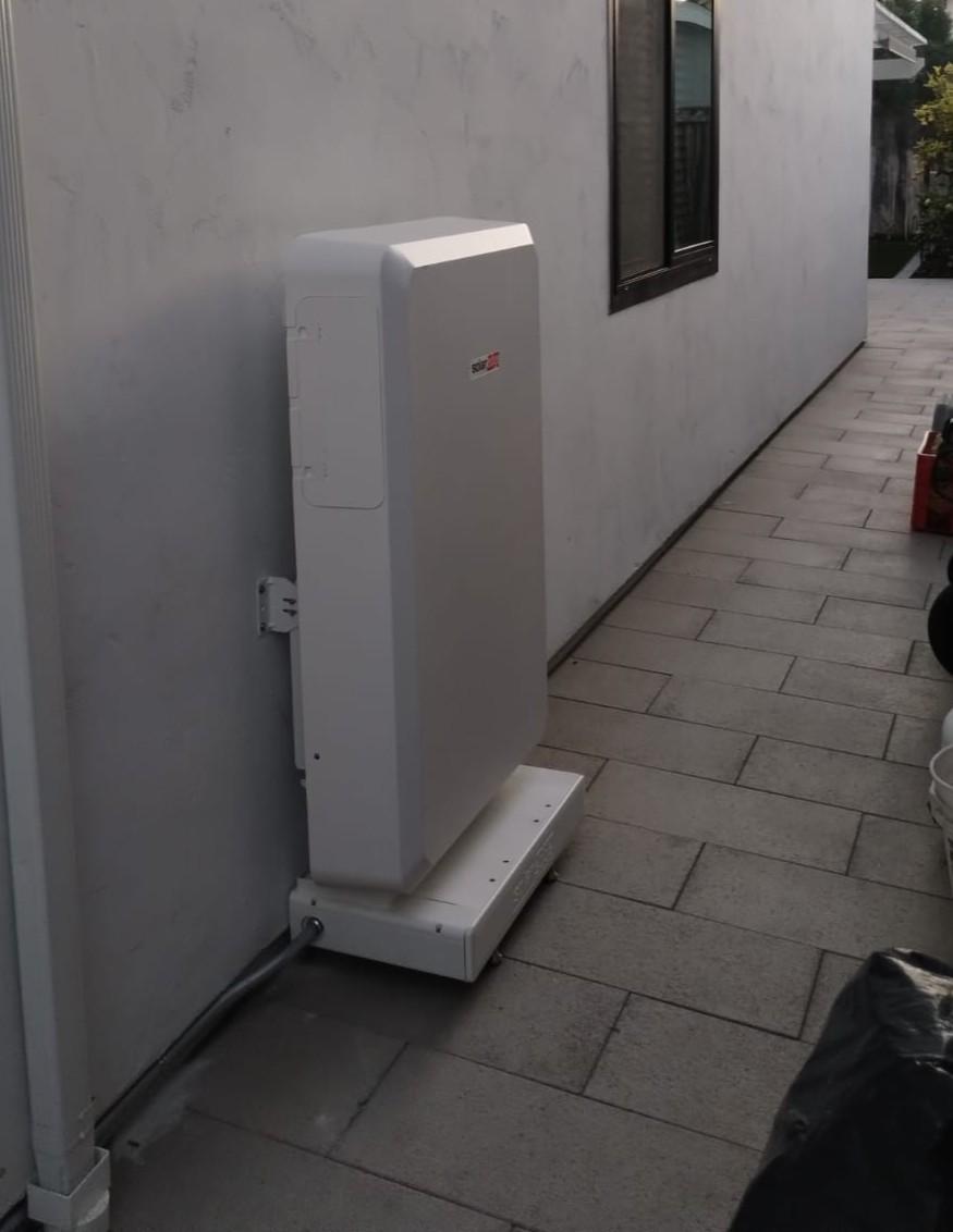 San Diego - 10 kWh SolarEdge battery