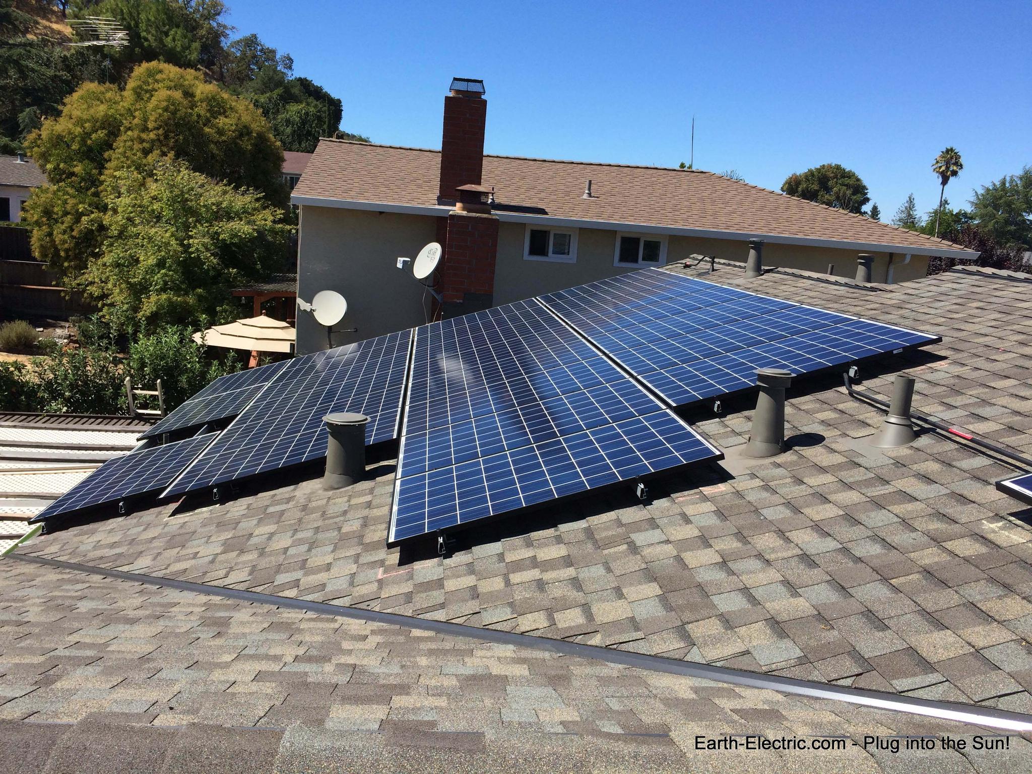 -2016, San Jose, CA. Hanwha Q-Cell 265W solar panels. SolarEdge 7.6kW inverter & P300 DC optimizers.