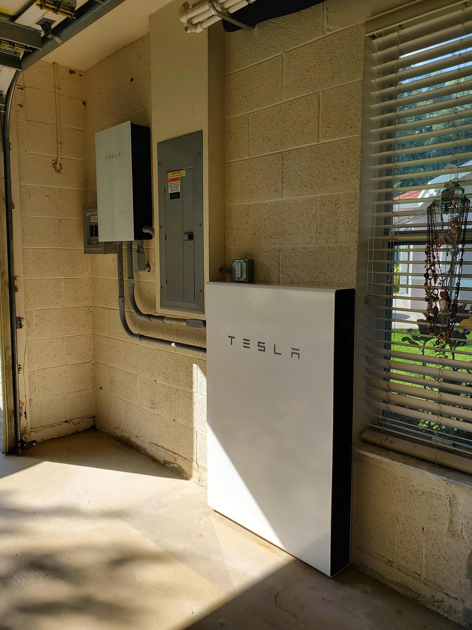 1- Tesla Powerwall