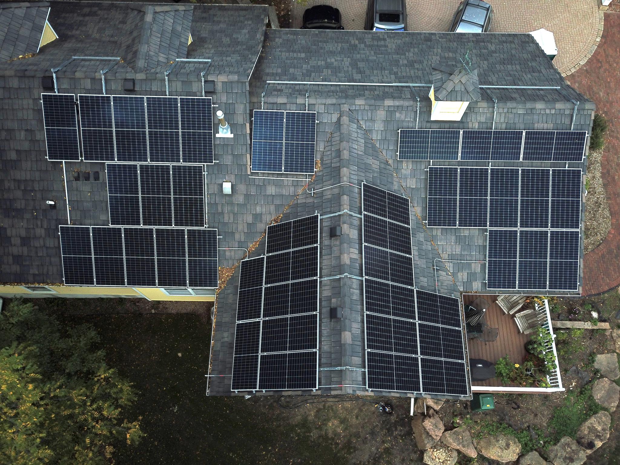 Z-Rack on asphalt shingle roof