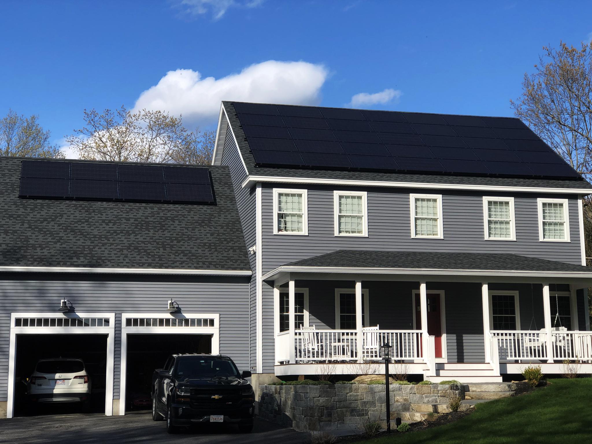 All-black Solaria solar panel installation in Stoneham, Massachusetts