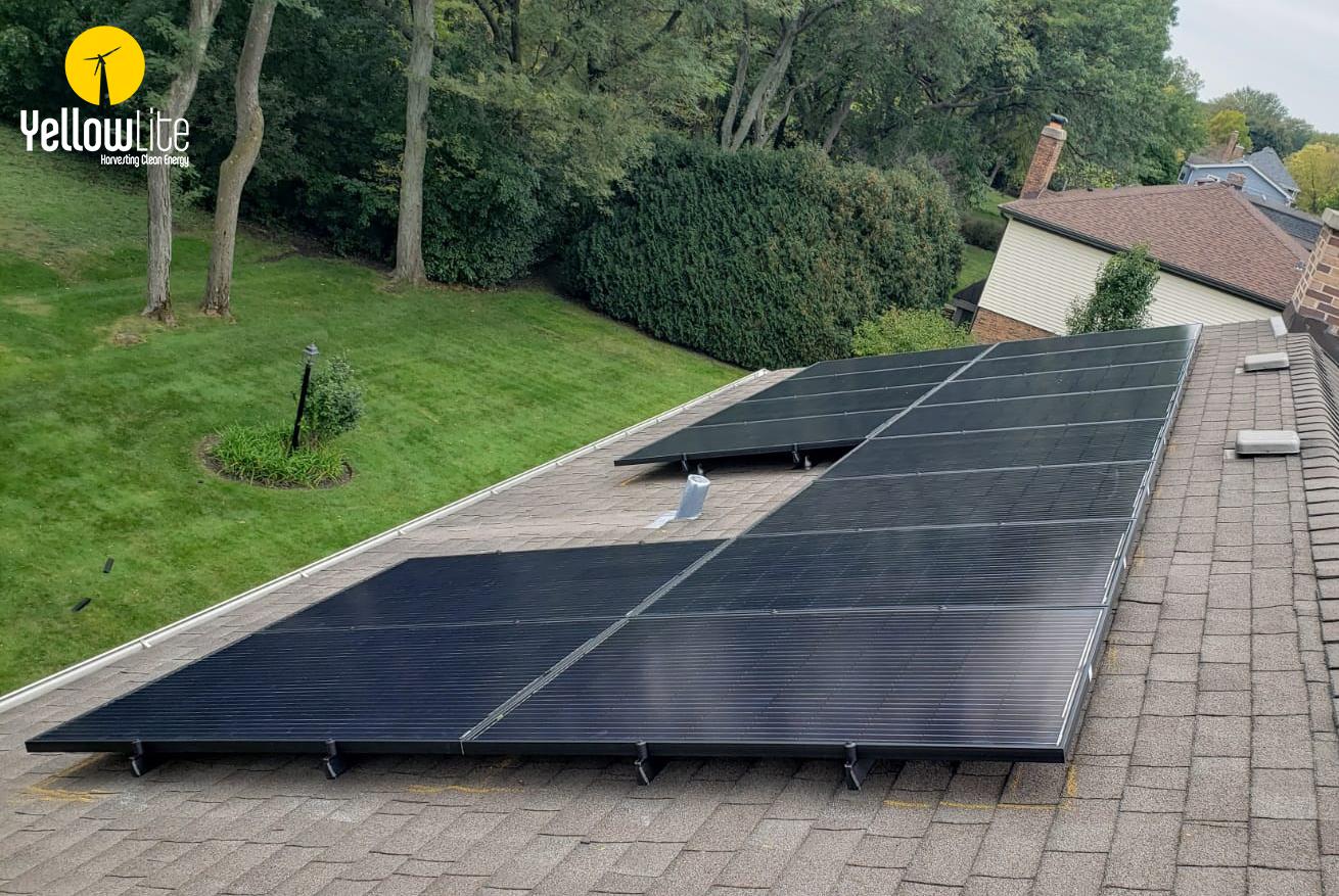 6.82 kW solar panel system in Northbrook, Illinois