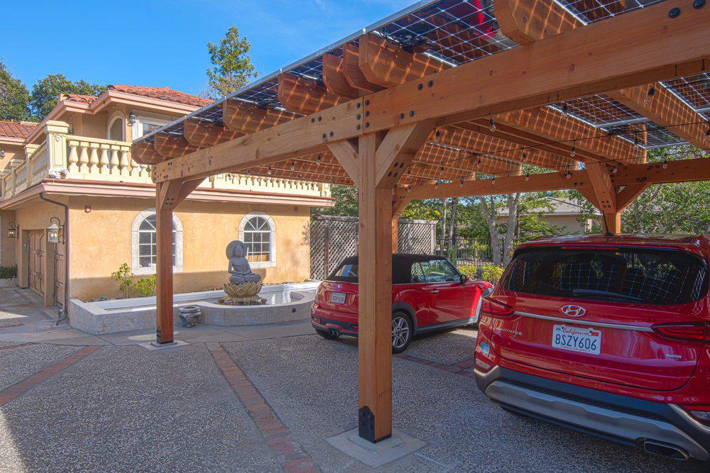 Solar car ports are an excellent way to optimize space