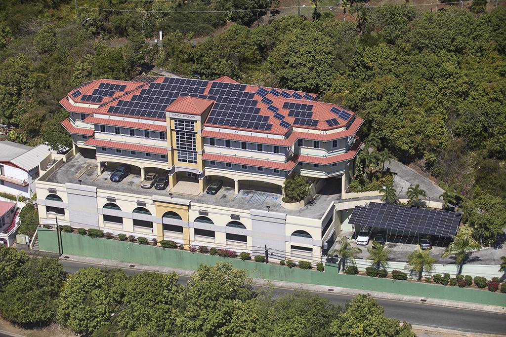 Combination commercial rooftop and carport