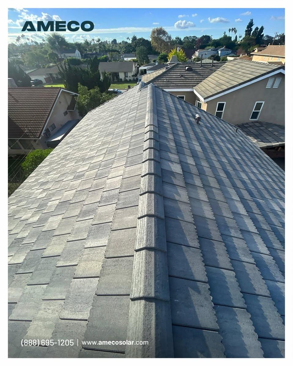 Timing matters. Replacing your roof at the right moment helps prevent bigger issues and keeps your home protected for the long run.