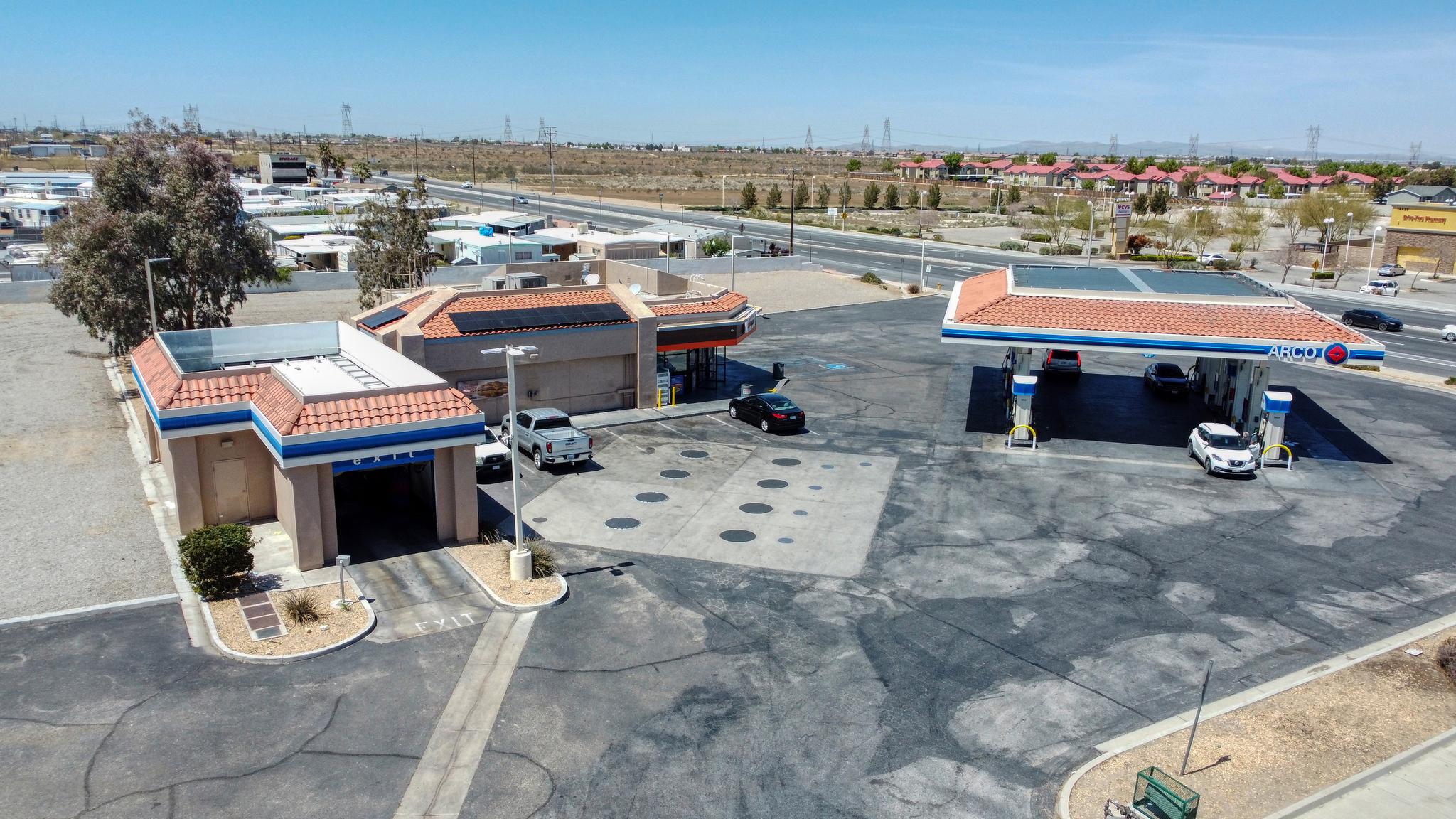 Customized solar solutions suited to our client's specific needs - 26 Silfab 370 Panels and 3 SolarEdge 3.8kW Inverters