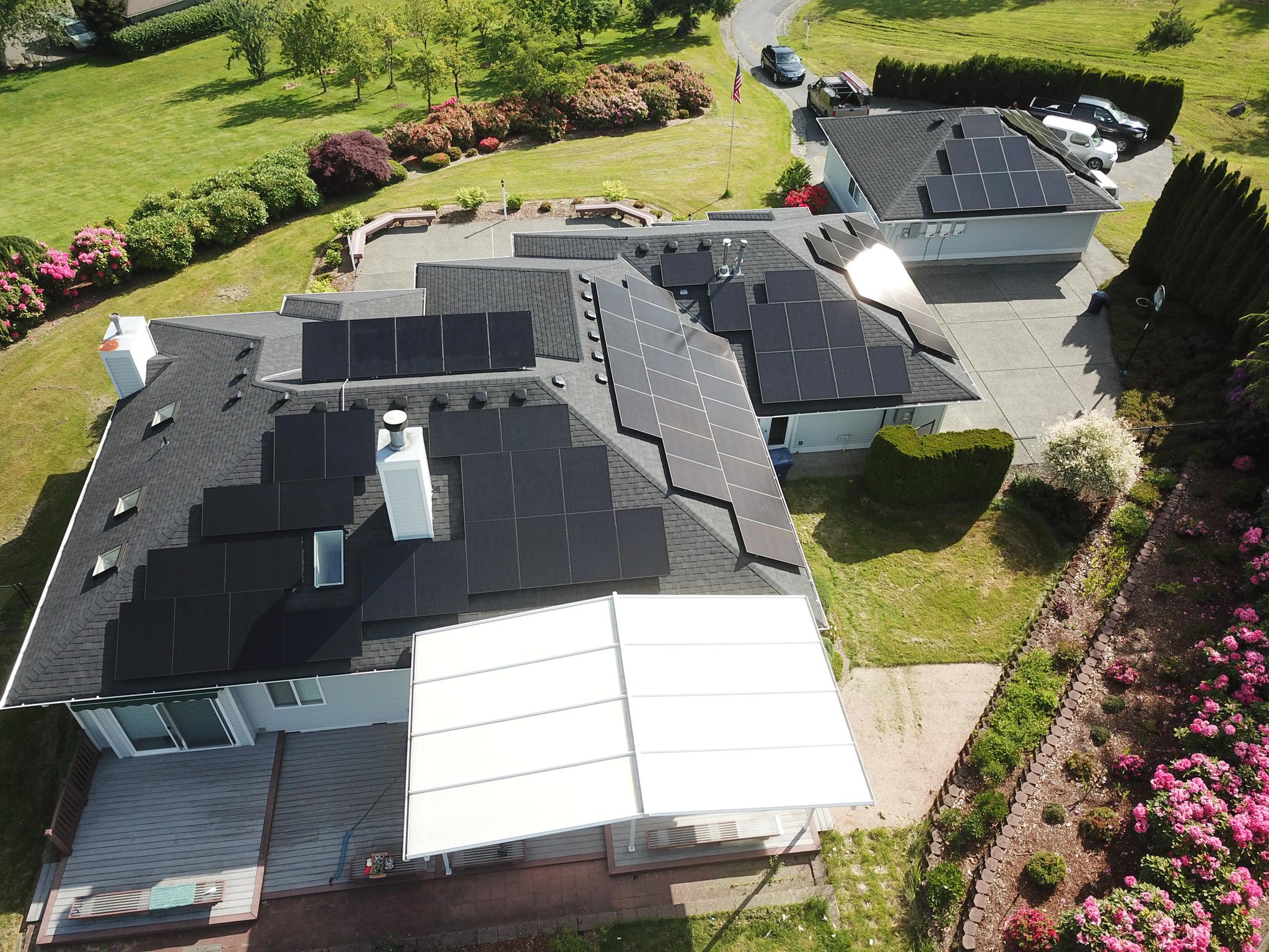 Solaria Installation in Snohomish. Lots of Power, preparing for full home battery back up