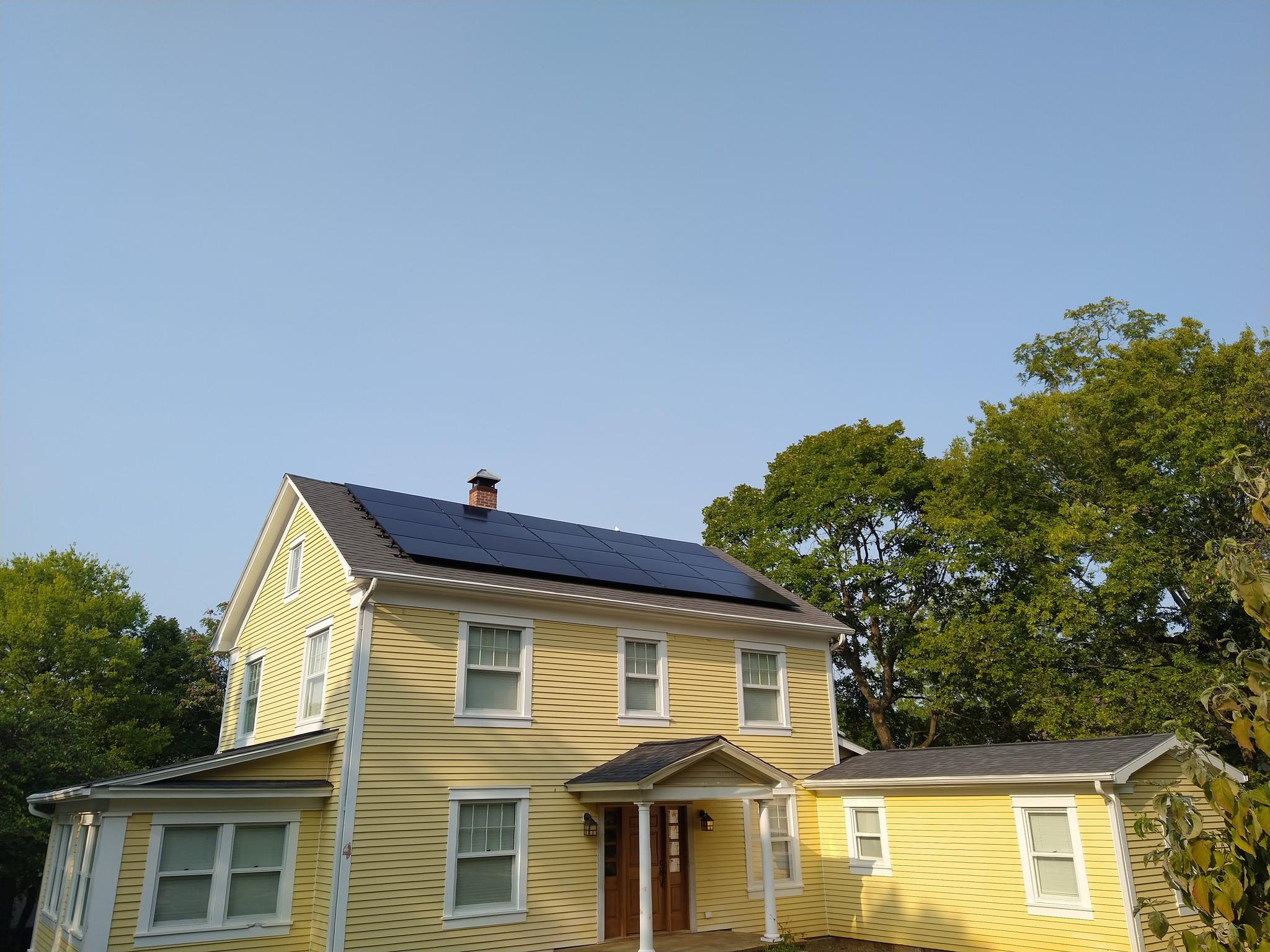 Historic home in Fayetteville with REC panels