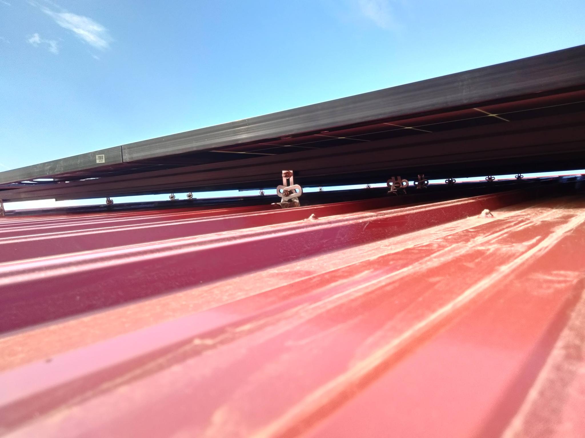 No cables touching roof!