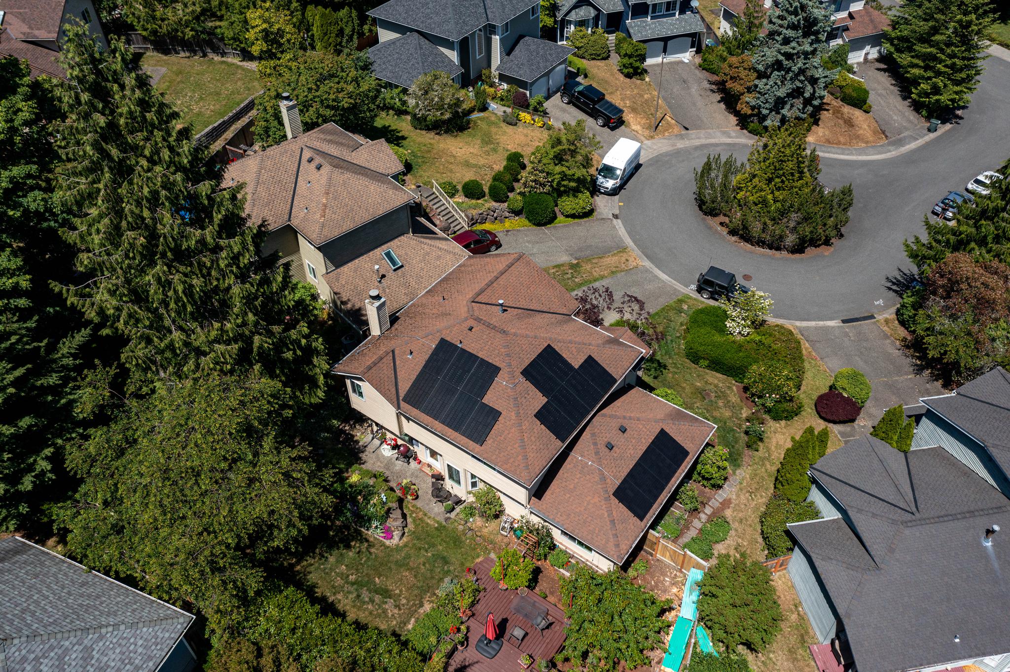 Comp. Shingle Residential Installation in the Eastside