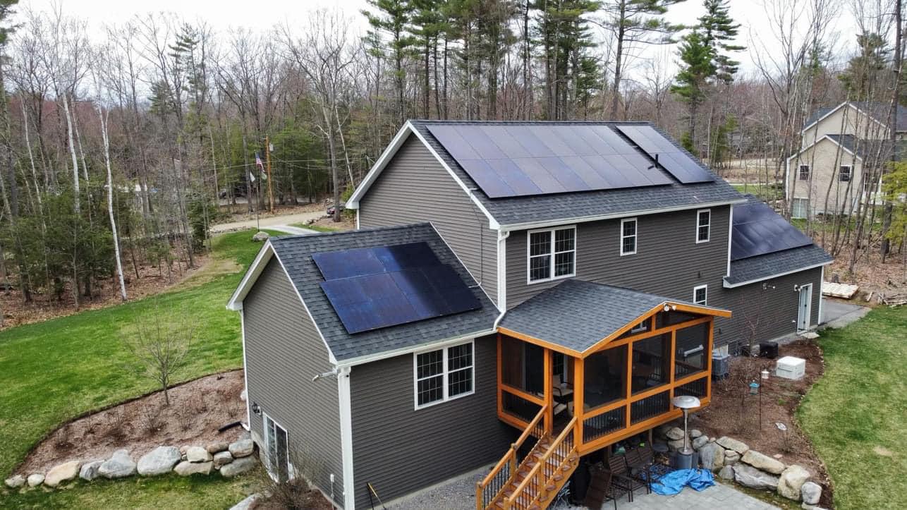 14.58kW Roof Mount REC System