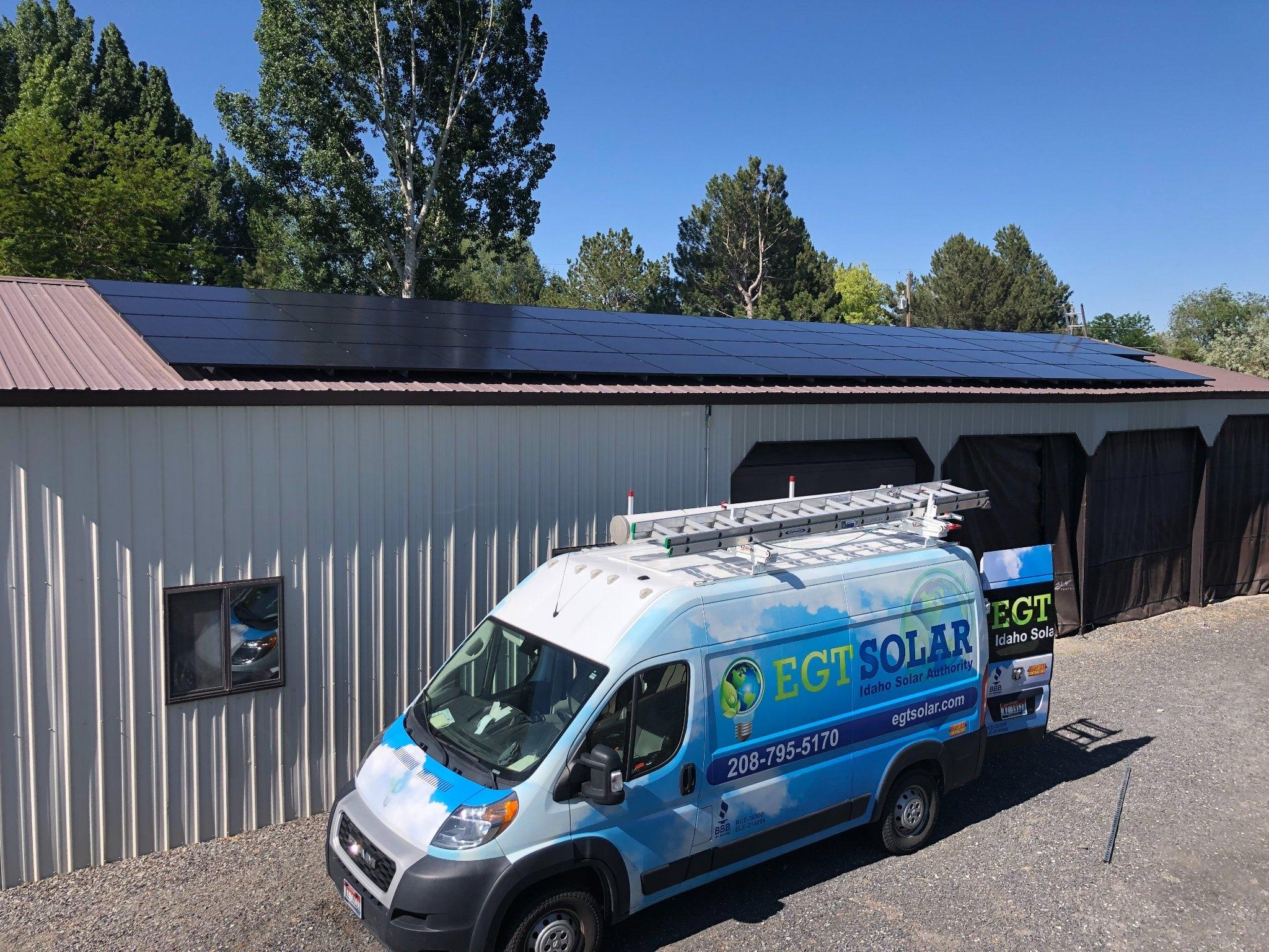 This metal roof installation took advatage of the clients prefect south facing roof that now is genertaing power