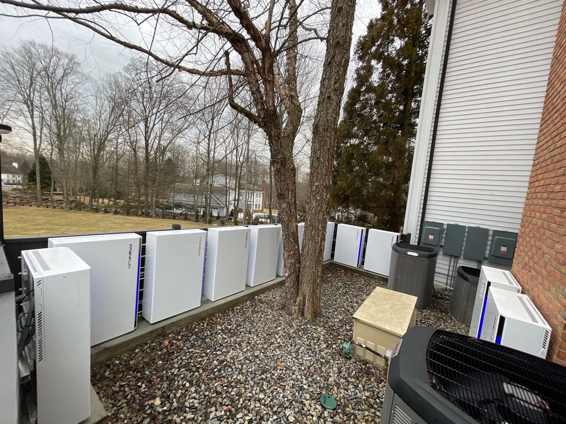 This homeowner has NO fear of grid outages