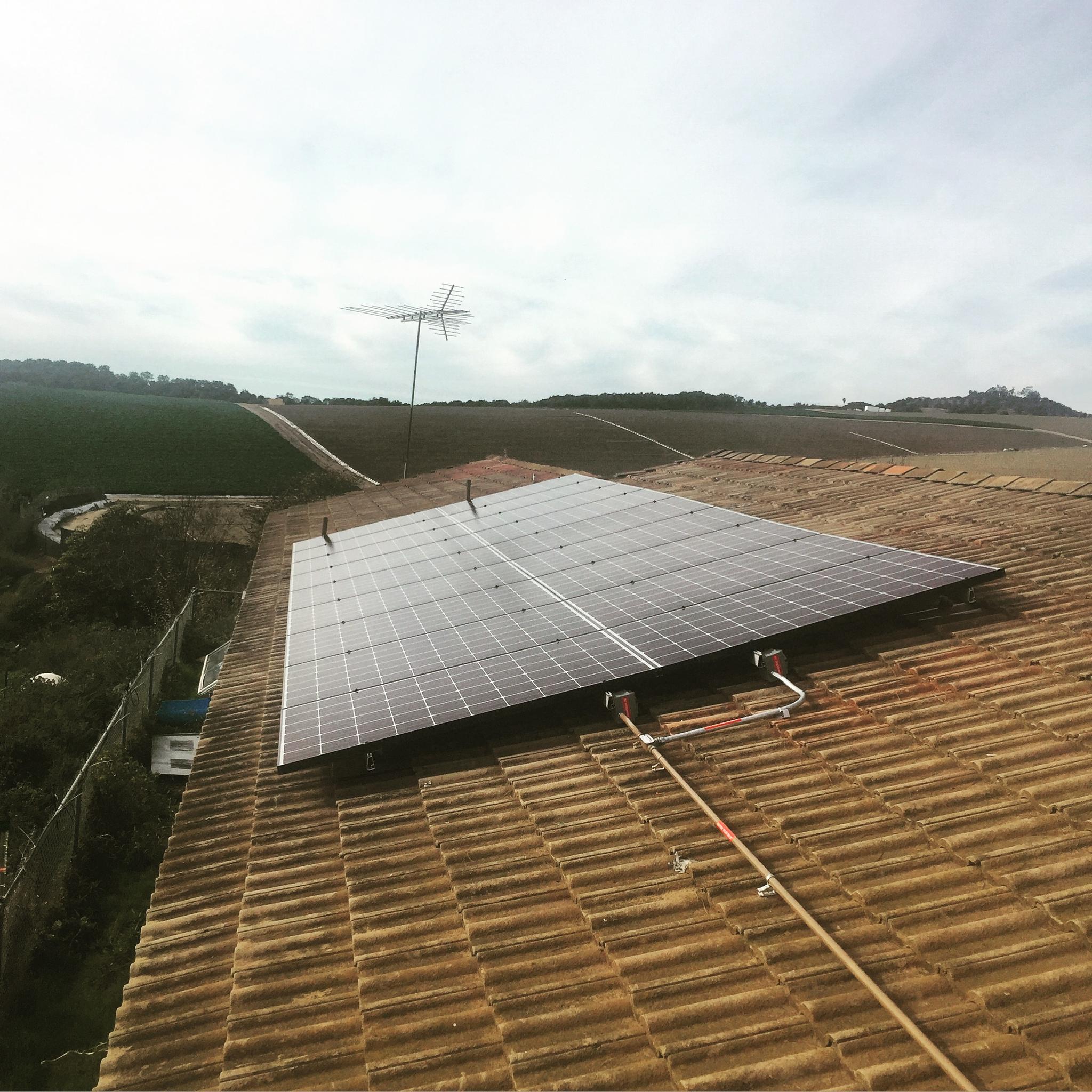 6kW, (20) LG 300's with Enphase micro inverters