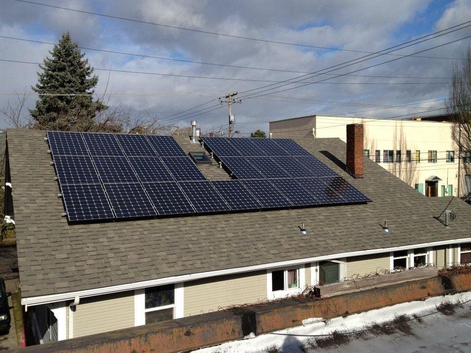 The owner of this duplex has no problem keeping these solar-powered units occupied