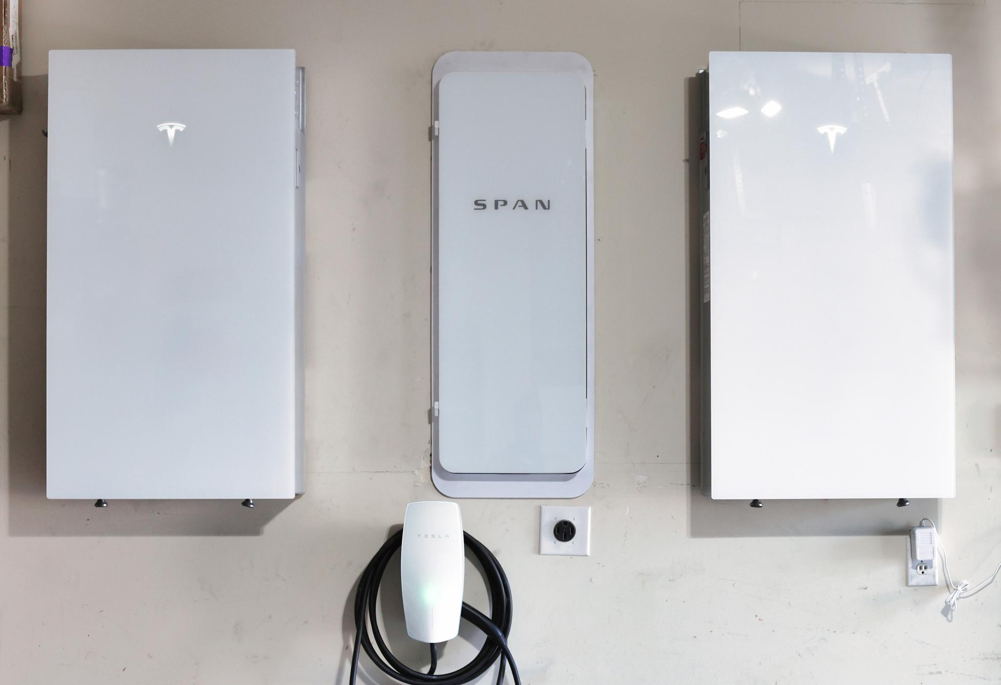 20.6k/2 Tesla Powerwall 3 &/Tesla Universal Charger/SPAN